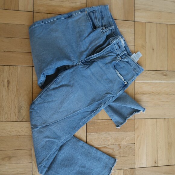 Good American - GOOD LEGS STRAIGHT JEANS - Picture 2 of 5